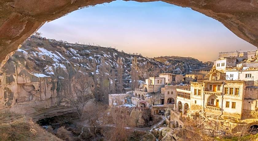 Cappadocia Splendid Cave Hotel