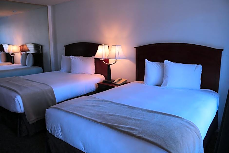 Bluelake Inn @ Heavenly Village