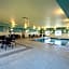 Holiday Inn Express & Suites Sioux Center By IHG
