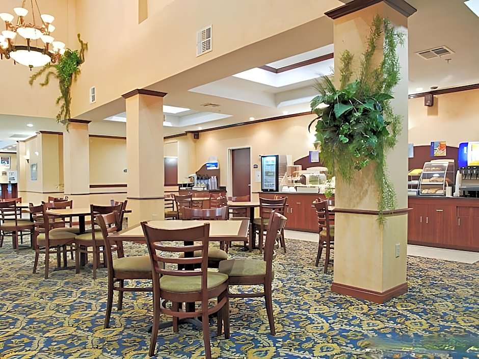 Holiday Inn Express Hotel and Suites Orange By IHG