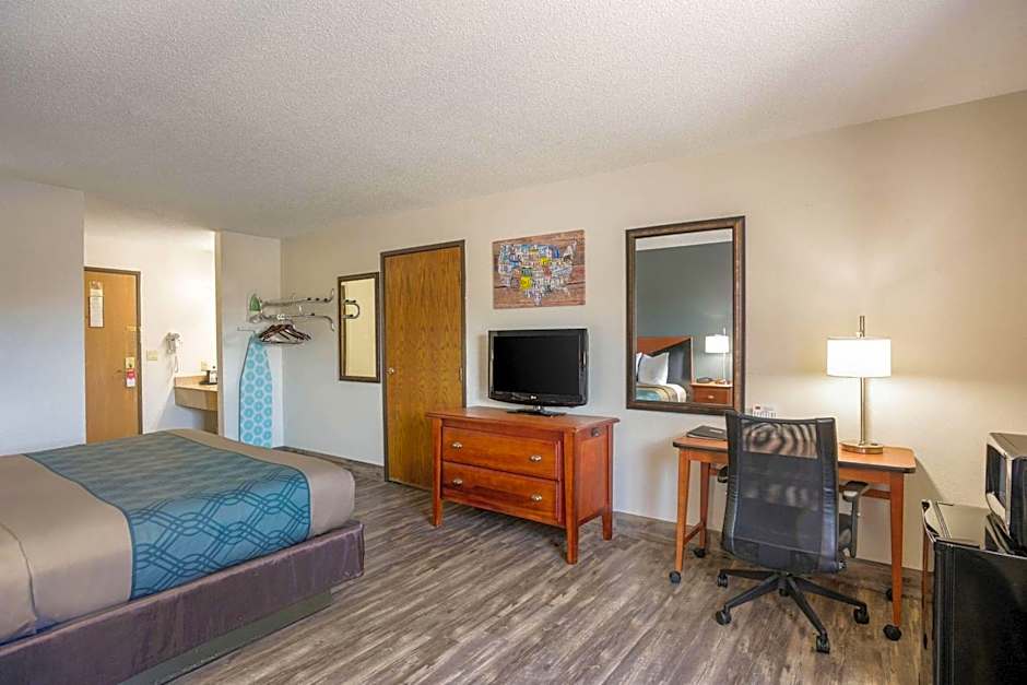 Econo Lodge Cedar Rapids