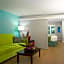 Silver Palms Inn