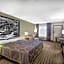 Super 8 by Wyndham Knoxville North/Powell