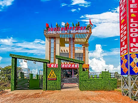 Capital O 85992 Hotel Happy