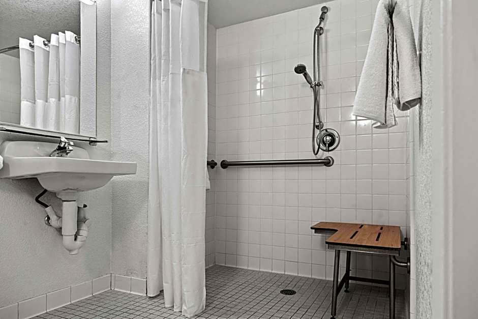 Motel 6-San Luis Obispo, CA - South