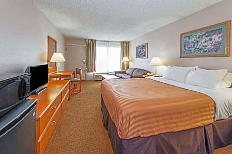 1 Queen Bed Non-Smoking