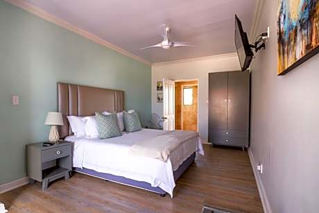 Comfort King Room