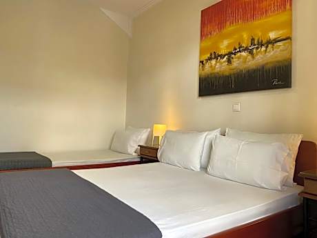 Triple Room with Garden View