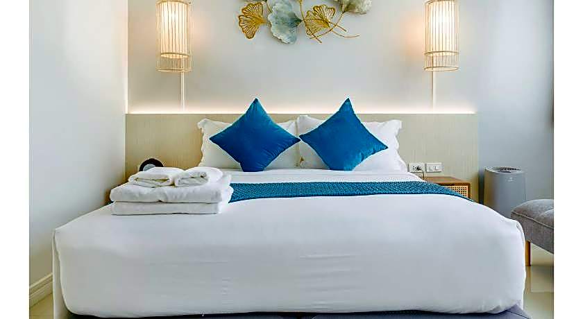 Kamala Havana Hotel And Cafe