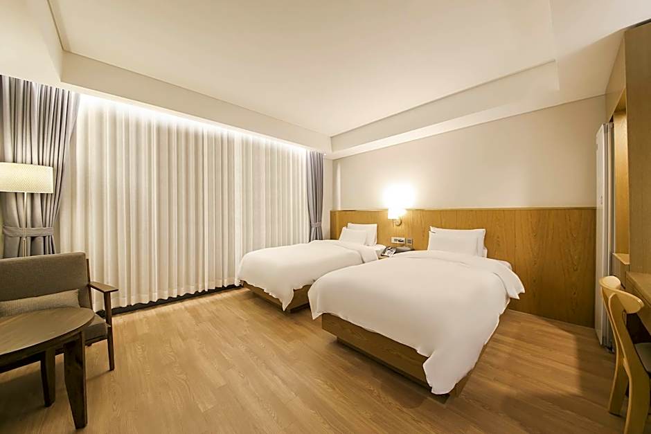 Hotel the Hill