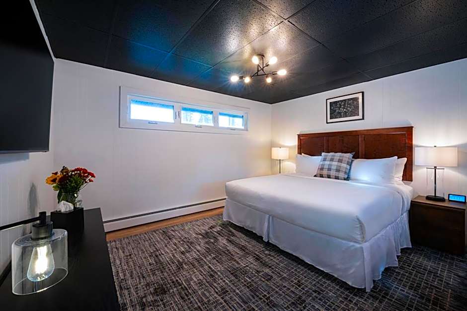 Trailhead by Weekender