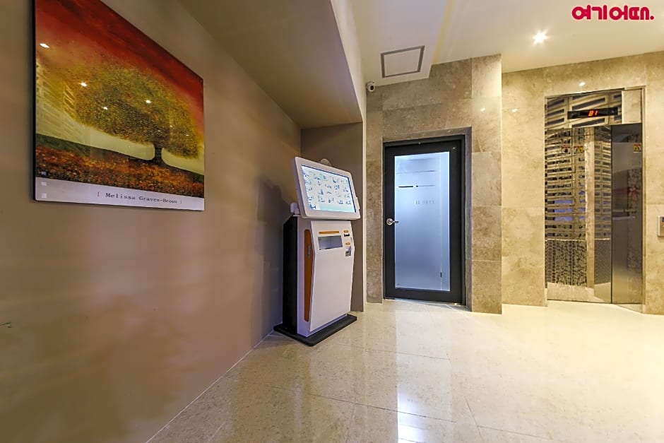 Yeonsan Hound Hotel