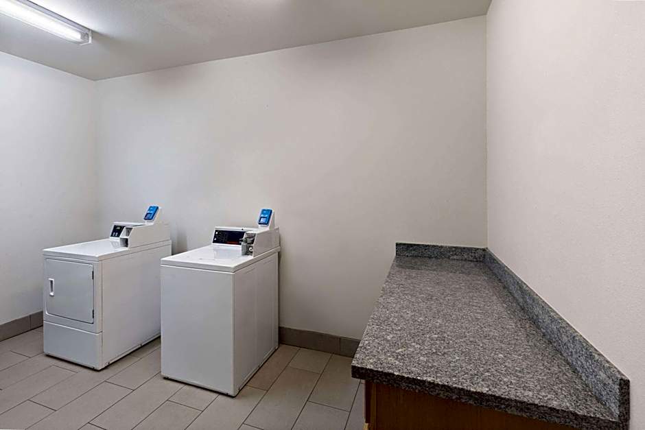 La Quinta Inn & Suites by Wyndham Austin NW/Lakeline Mall