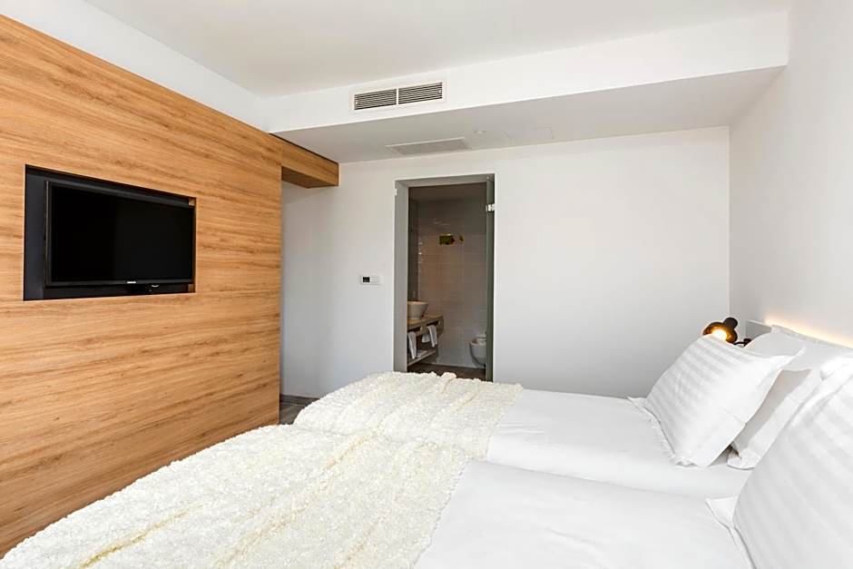 Pharos Hvar Bayhill Hotel