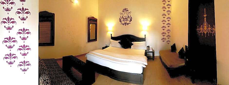 La Casa Hotel