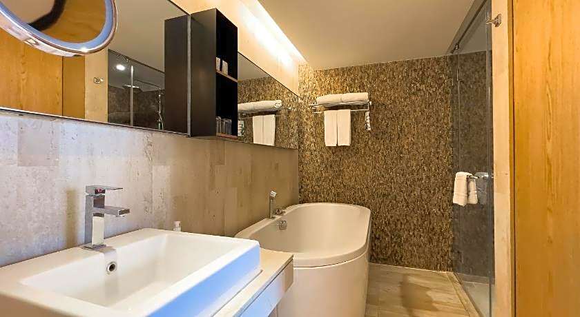 Arcadia Suites Bangkok