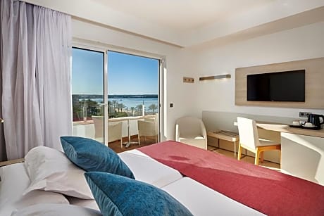 Double Premium Room with Side Sea View (1 Adult)