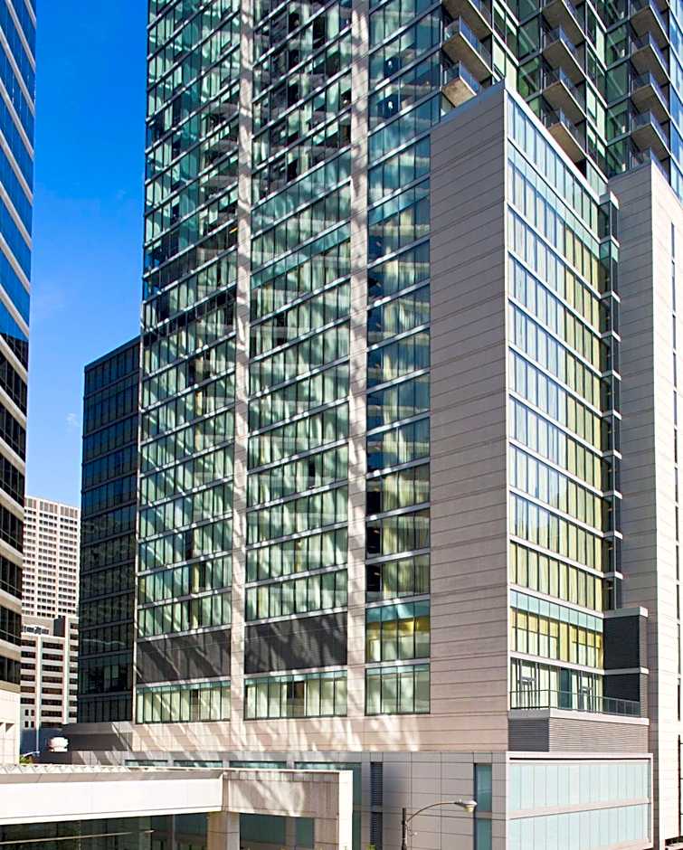 The Royal Sonesta Chicago River North