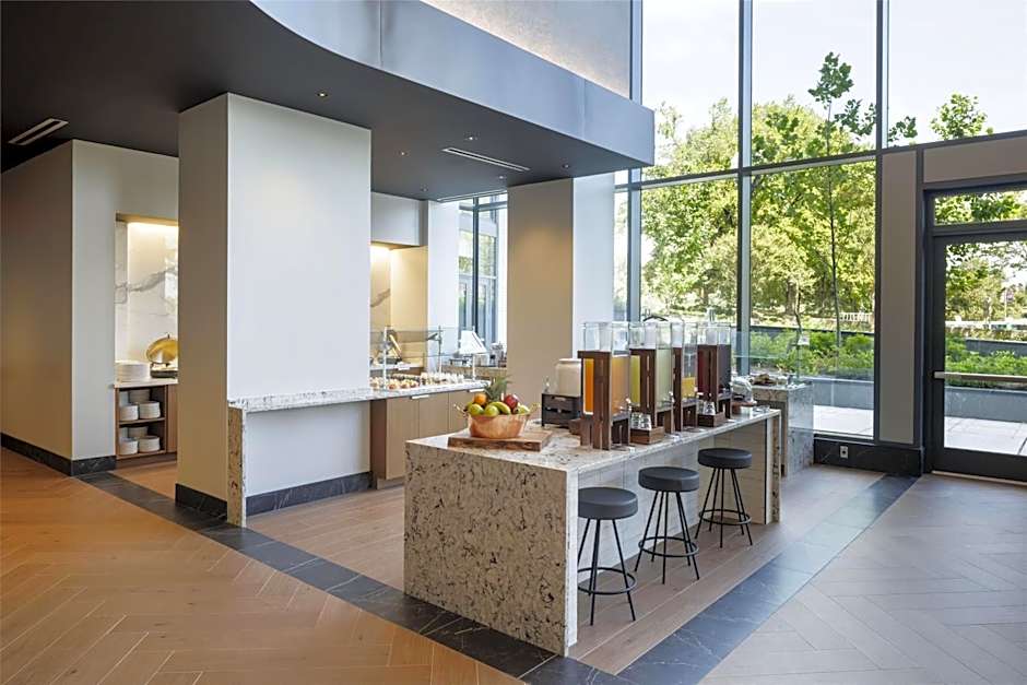 Hilton Arlington Rosslyn The Key