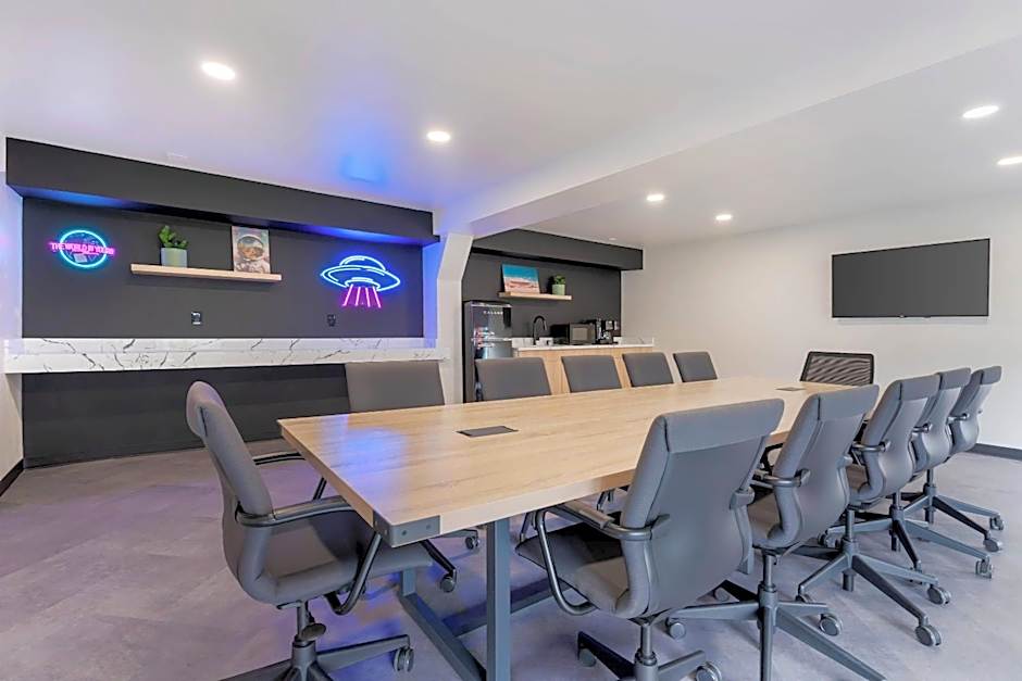 Heights House Hotel - Houston Heights Downtown an Ascend Collection Hotel