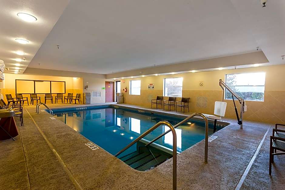 Holiday Inn Express Hotel & Suites Edmond By IHG