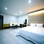 HARU HOTEL