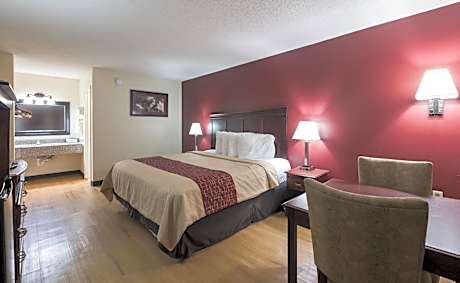 ADA Accessible Superior King Non-Smoking