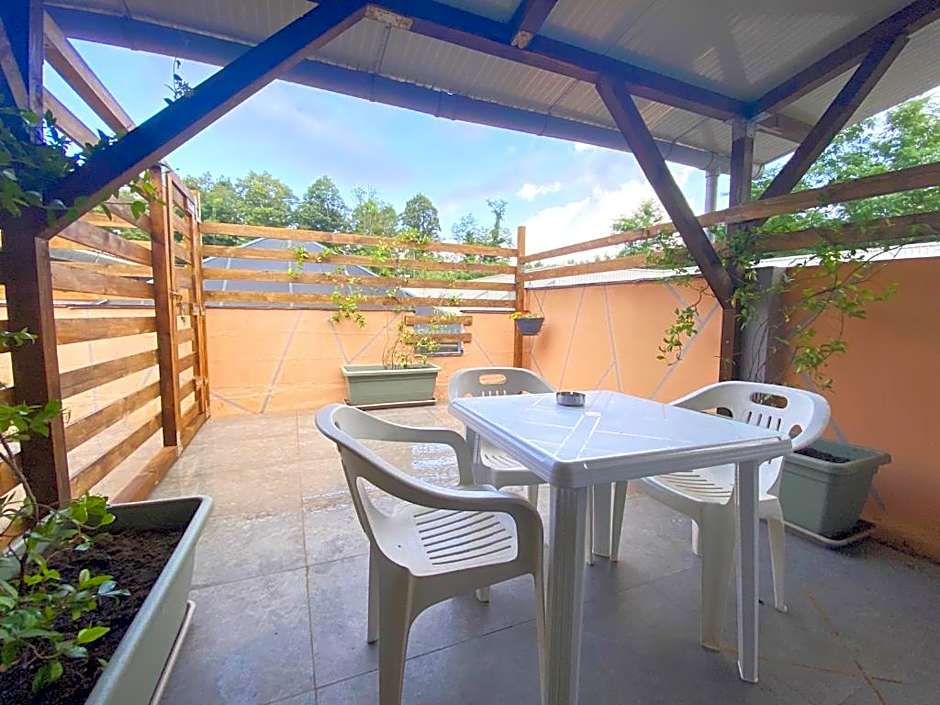 Vara Self Check in Private Parking