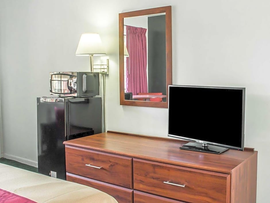 Econo Lodge University – Tucson, AZ