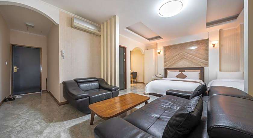 Ansan Seowon Tourist Hotel