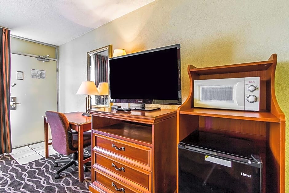 Quality Inn Opelika - Auburn