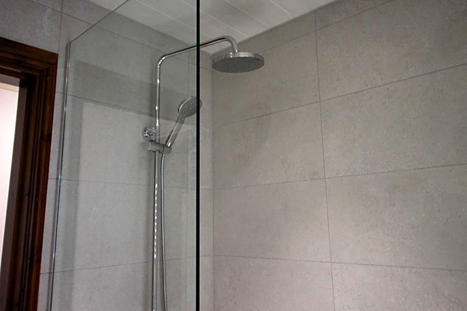 Best Western Plus Pastures Hotel