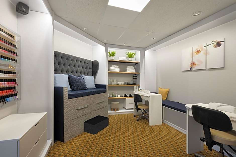 Delta Hotels by Marriott Tudor Park Country Club