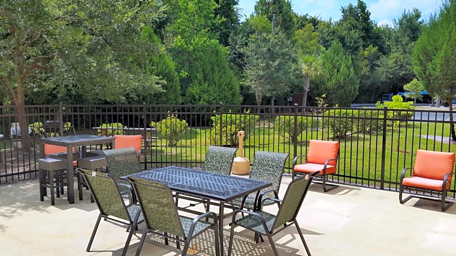 Holiday Inn Express Hotel & Suites Hinesville, an IHG Hotel