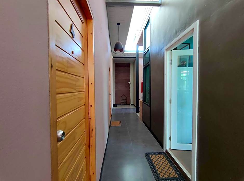 Morinaka Craftfe & Poshtel