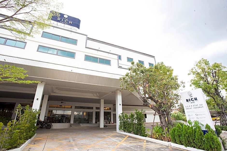 The Rich Hotel
