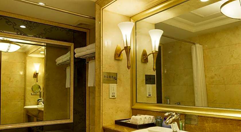 Grand Palace Hotel（Grand Hotel Management Group）