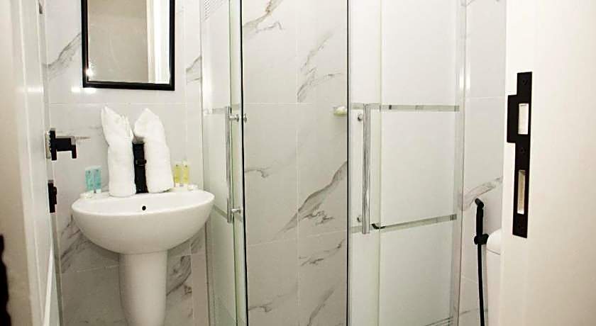 Amman Trail Hotel & Studios