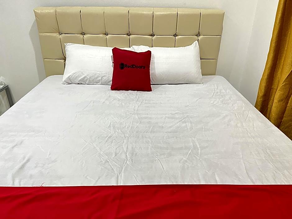 RedDoorz at Ring Road II Area Manado