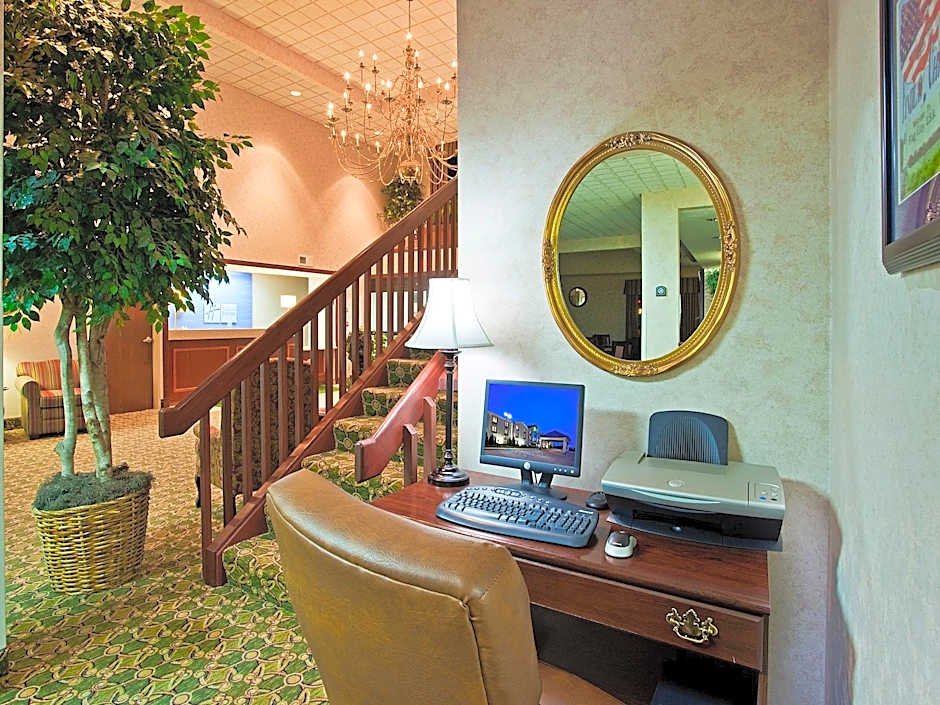 City Express By Marriott Findlay