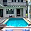 Noordin Mews Hotel