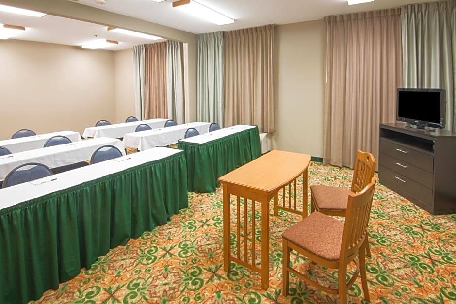 Staybridge Suites Columbus-Airport By IHG
