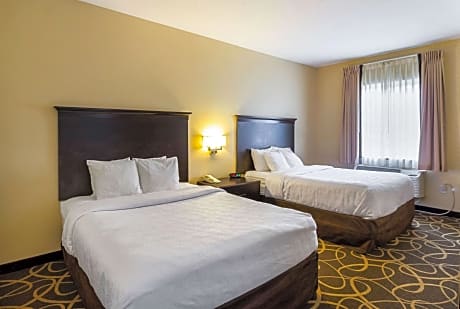 2 Queen Beds, Suite, Nonsmoking