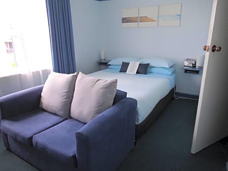 Queen Room with Sea View B