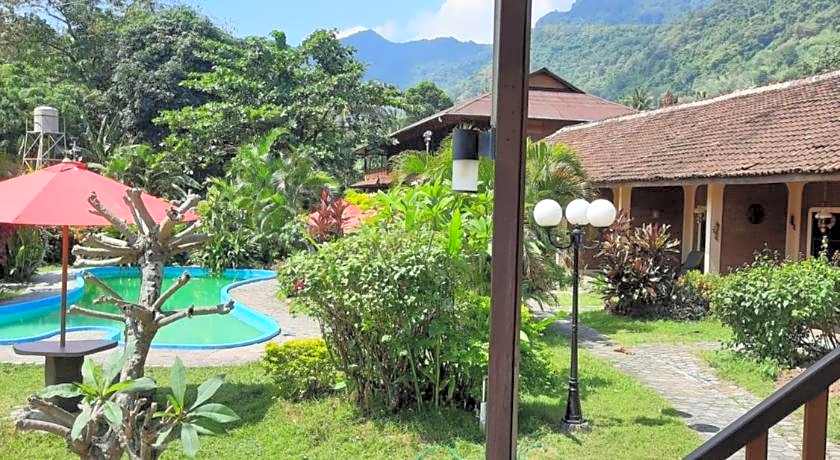 Hotel Besar Bulan Baru