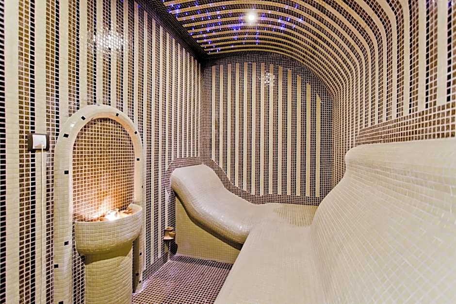 Galeon Residence & SPA