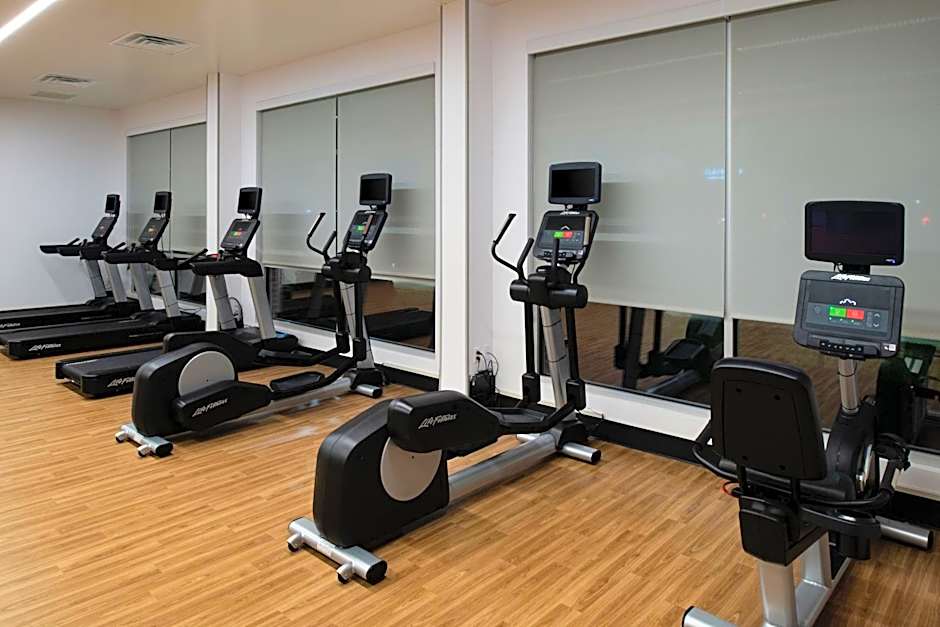 Four Points by Sheraton Olathe