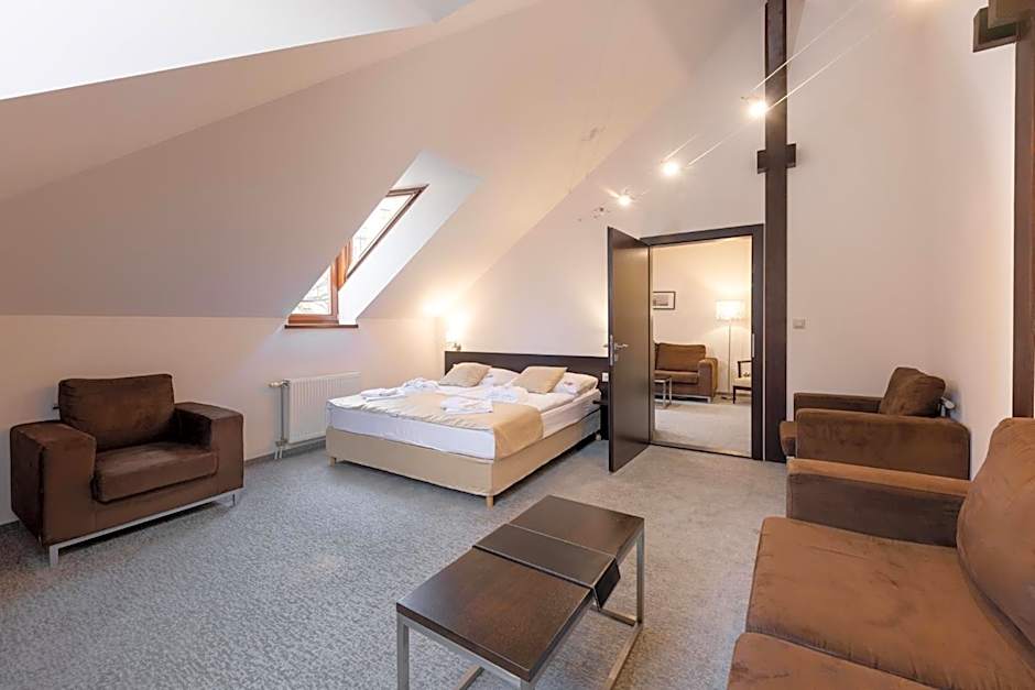 Bazilika alatt Panzió