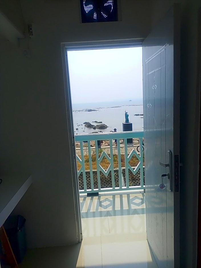 Penginapan Lamban Queens Kamar Double Bed Standar Room