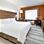 Holiday Inn Express & Suites Mitchell By IHG